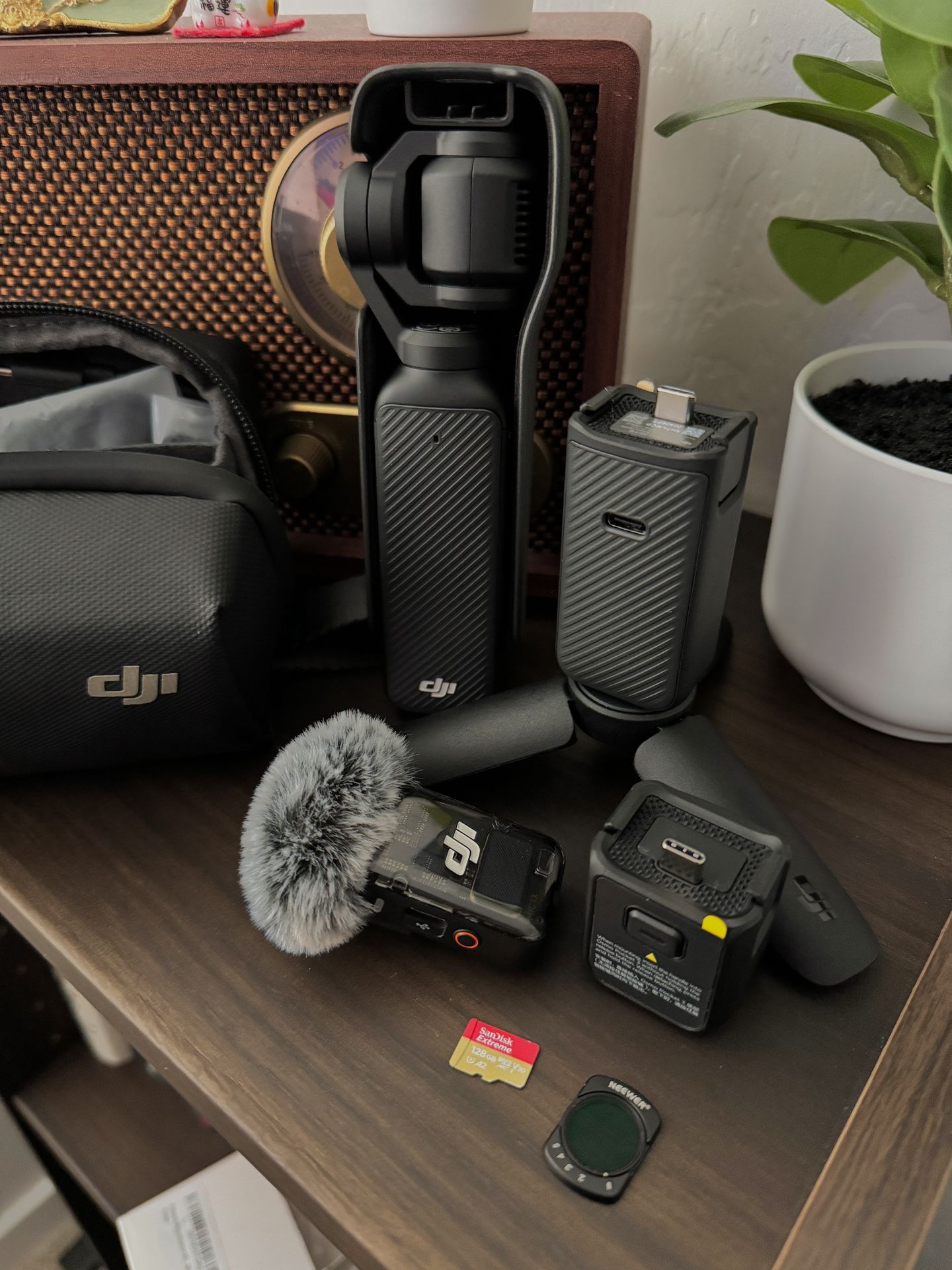 DJI OSMO POCKET 3 BUNDLE $750 TODAY