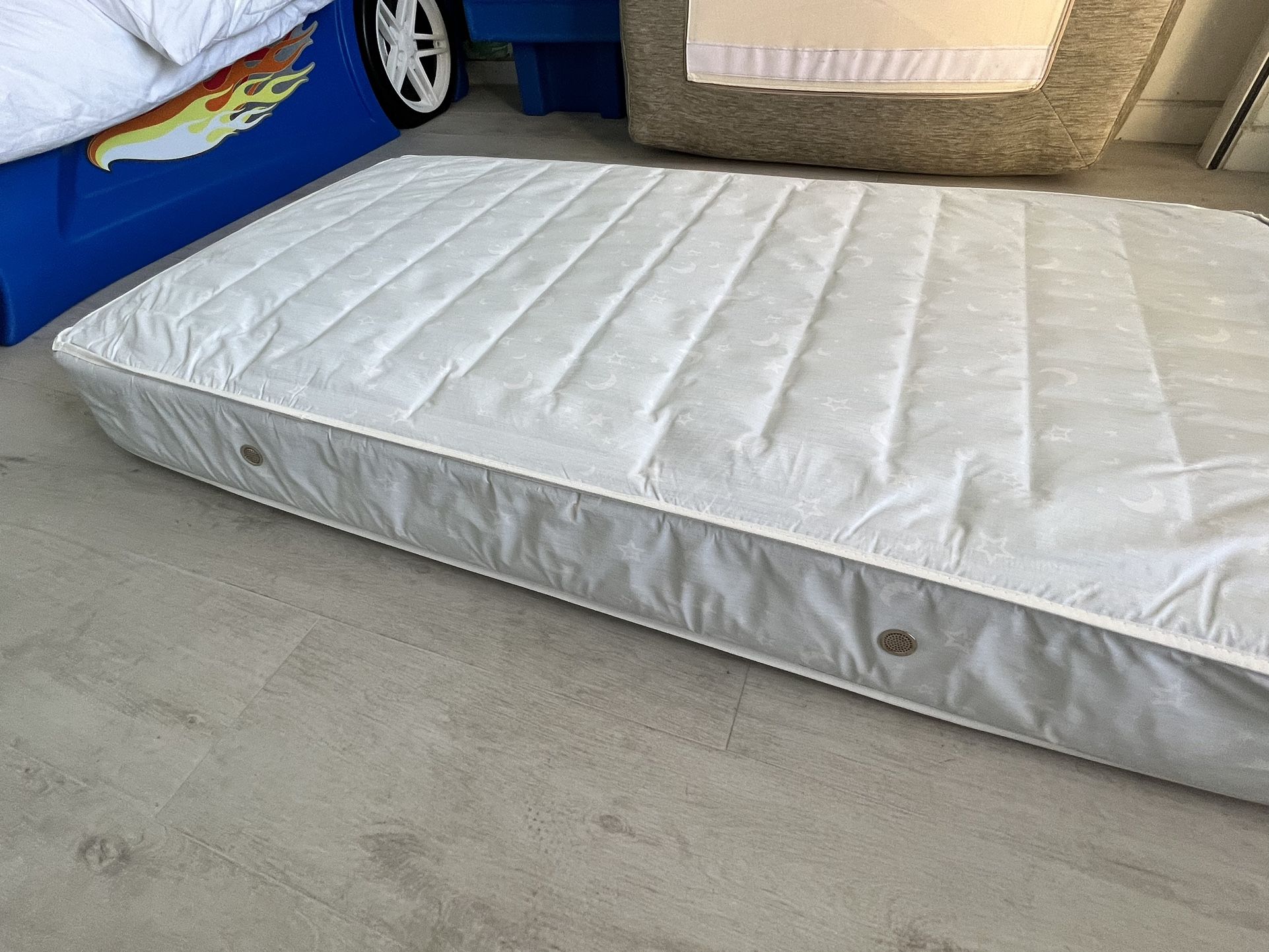 Lullaby crib mattress pottery barn review online