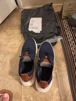 Sport shoes
