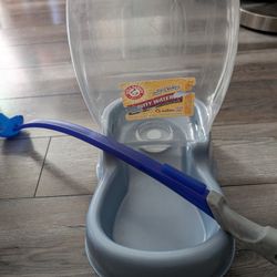 Water Feeder &:Chucker