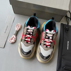 Balenciaga Triple S Sneakers 76