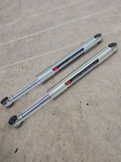 1.5-3.5" M1 Rear Shocks for 2020 to 2026 Jeep Gladiator JT