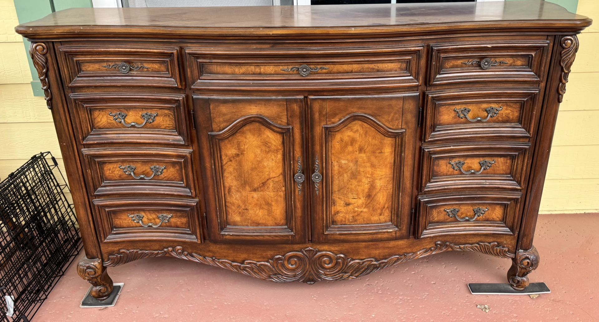 Trying To Get Rid Of It First Come First Serve (SEE DESCRIPTION)