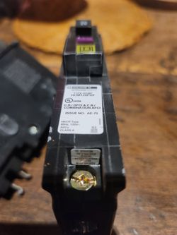 Arkfault Breakers Square D Homeline $30 each