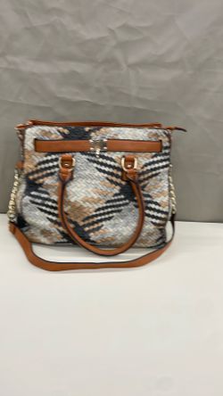 Michael Kors purse. Item No 154 (Shopgoodwill)