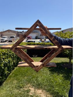 Diamond wooden shelf