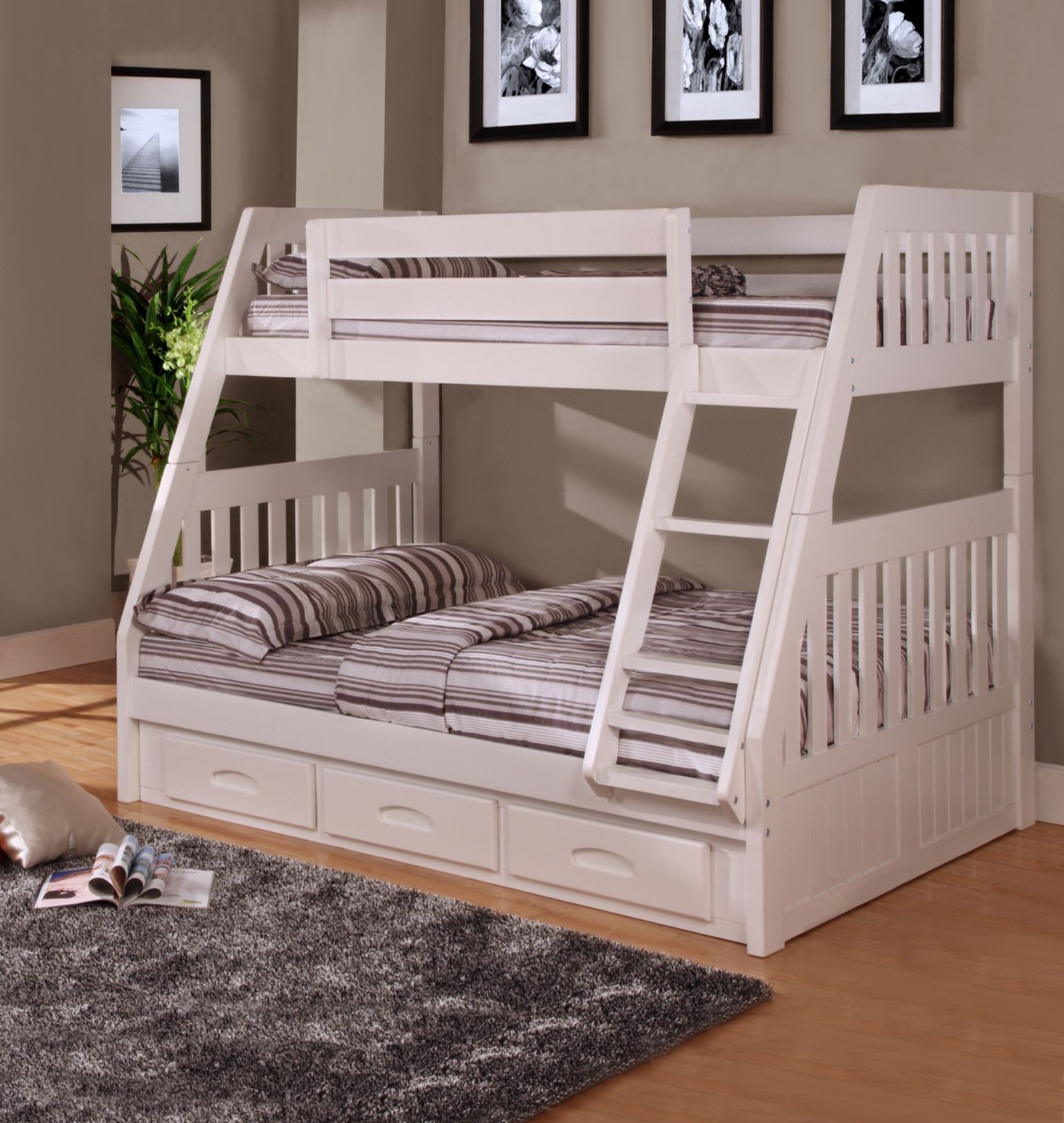 Bunk Bed Twin over Full in Offer