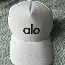 Alo Performance Trucker Hat