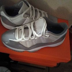 Grey Dunks Jordan Size 9.5 New 