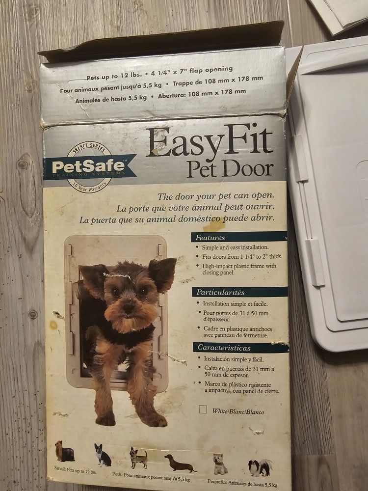 PET Door Small $8
