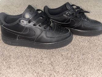 Nike Air Force Black Size 6
