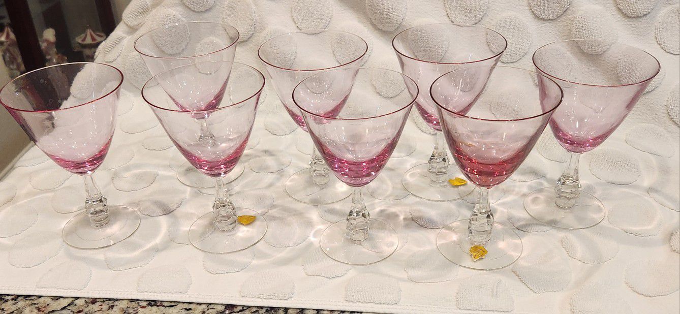 Short And Tall Stem Cocktail Glasses