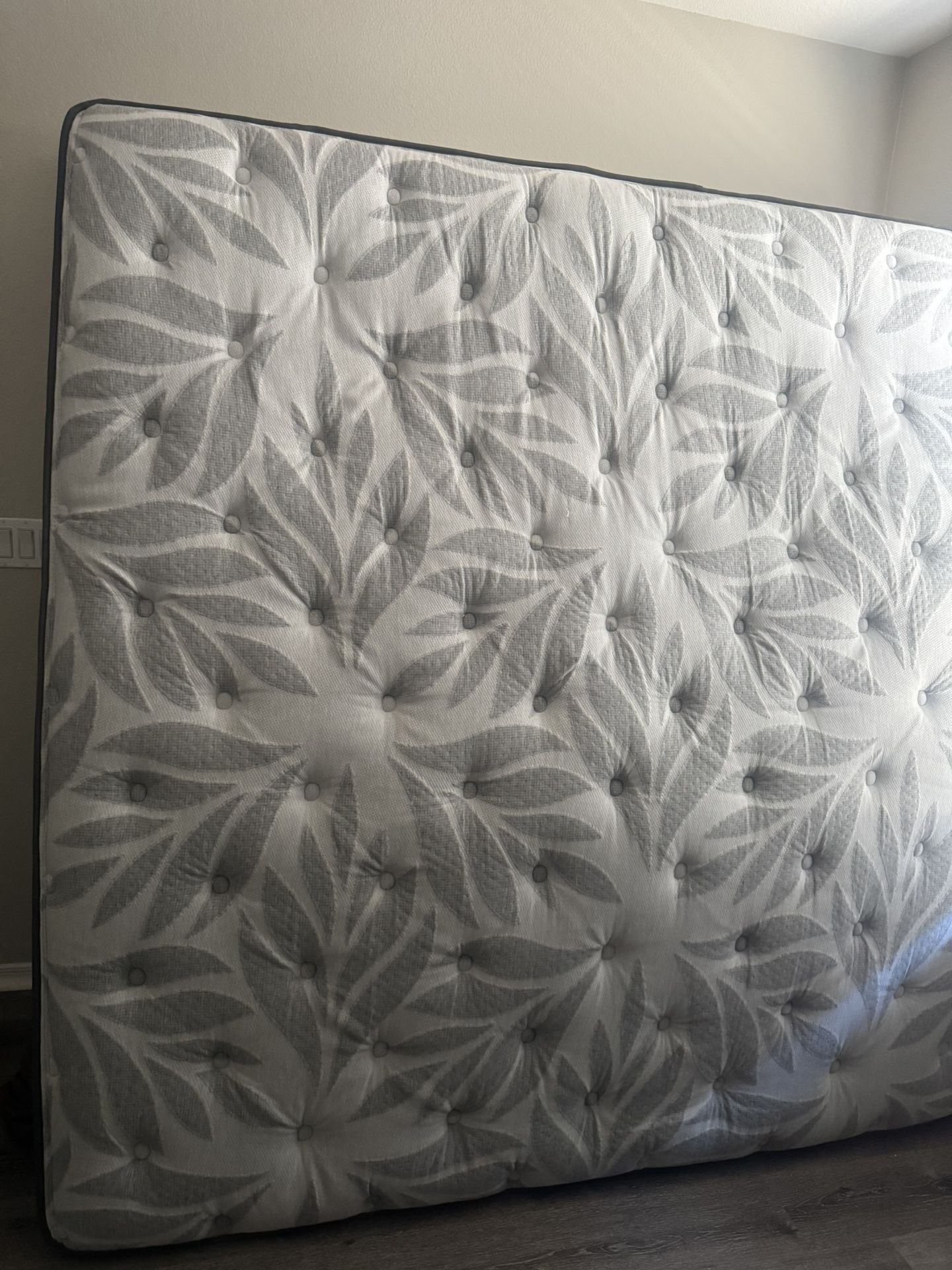 King Size Mattress And Box Spring