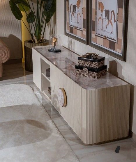Belegrande TV Stand 💭💭