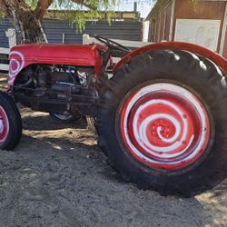Tractor 