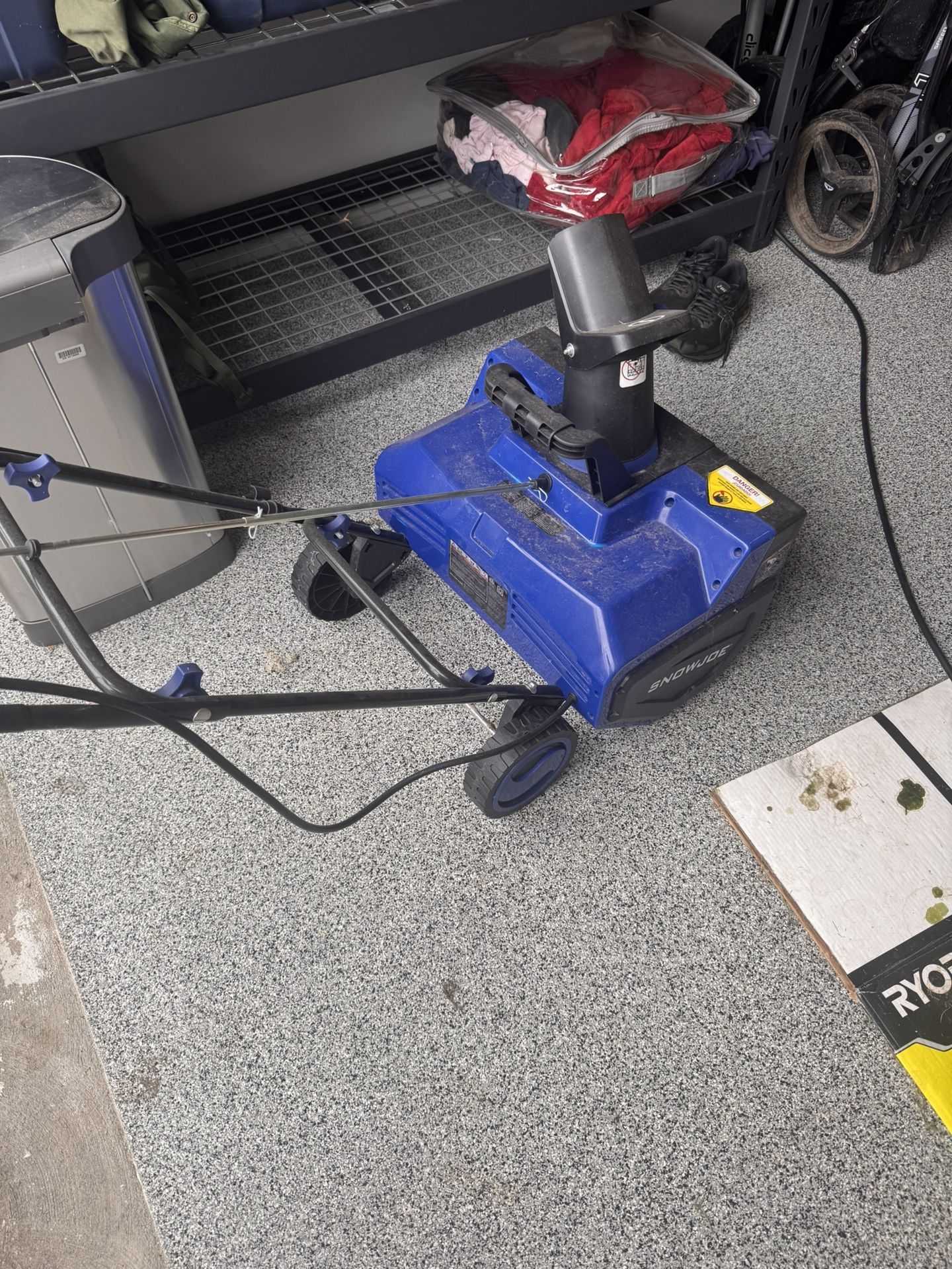 Electric snow Blower