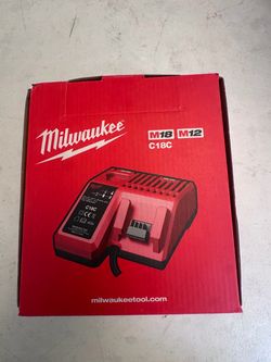 Milwaukee Dual Charger