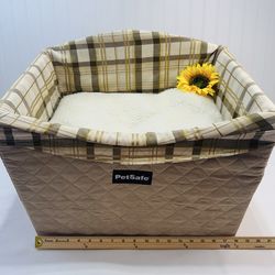 PetSafe brand pet dog car seat reversible washable Cushion for small/med size dogs.