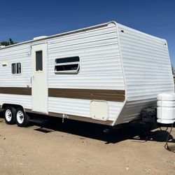 03 Camping Trailer 23ft 