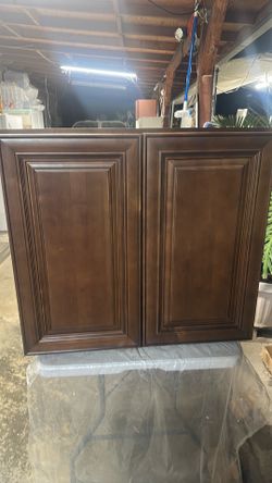 Kitchen cabinet