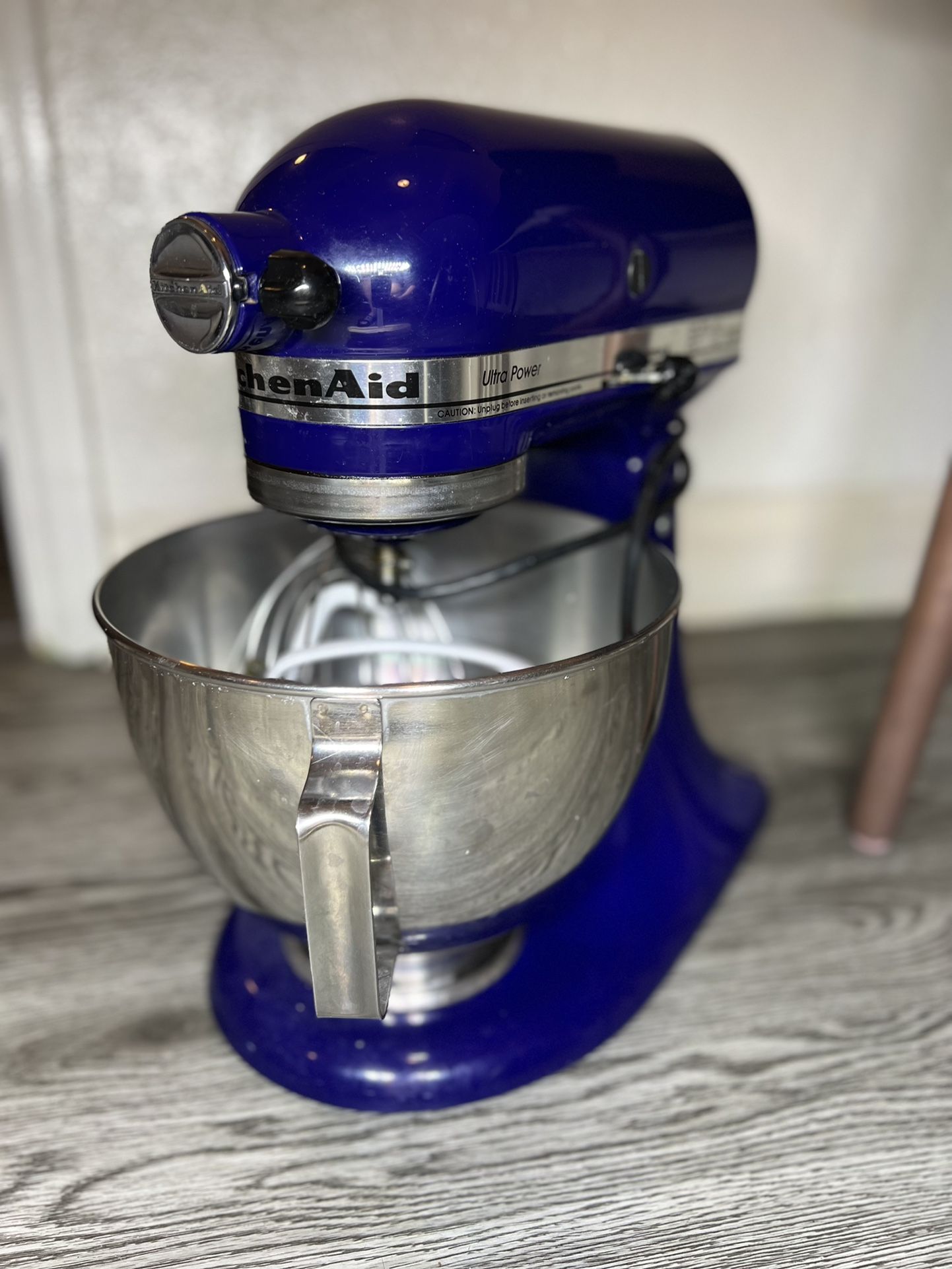Kitchen Aid Stand Mixer Cobalt Blue for Sale in Los Angeles CA