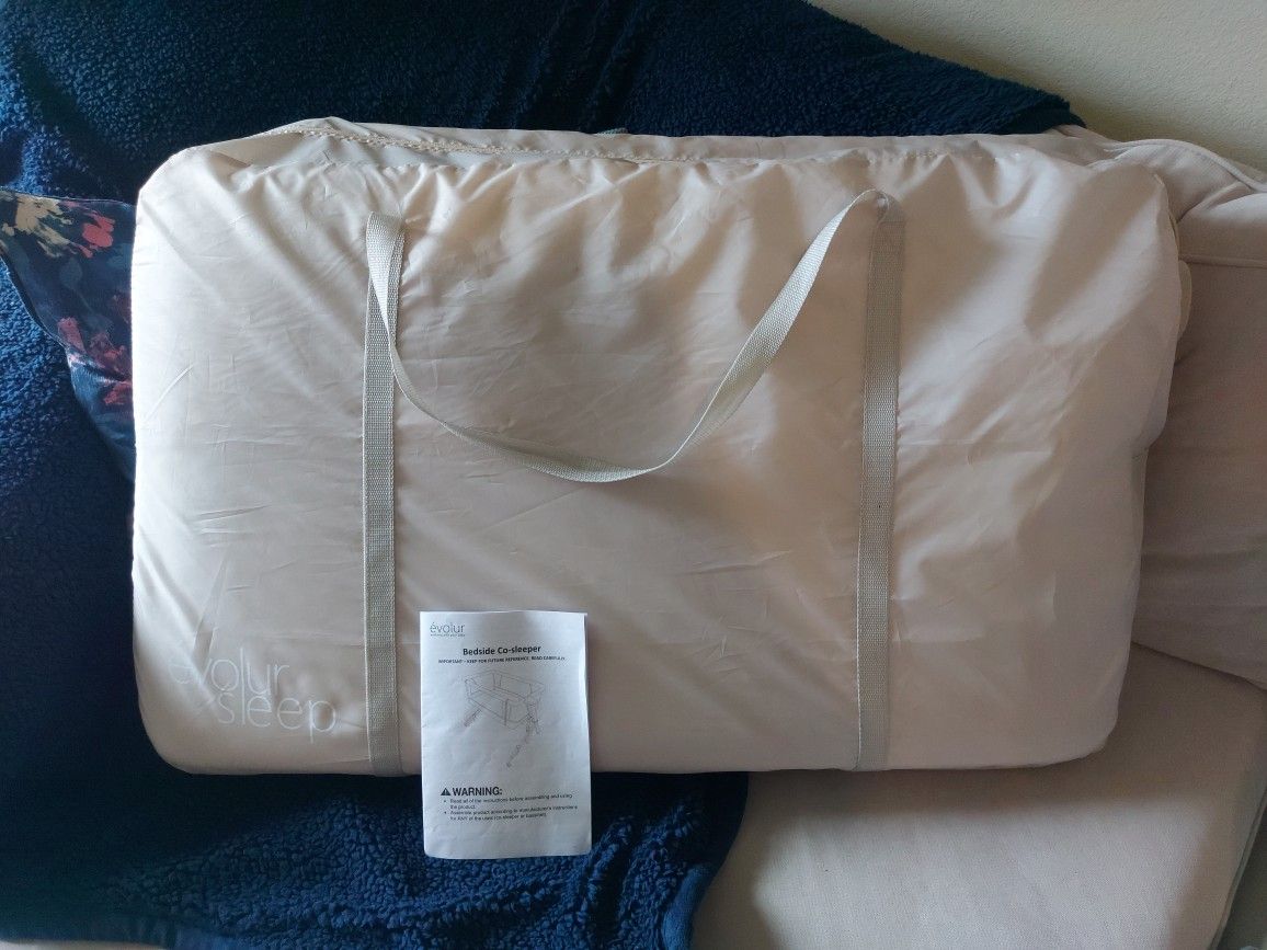 Bassinet/ Co-sleeper