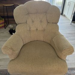 Beautiful Chair In Mint Condition 
