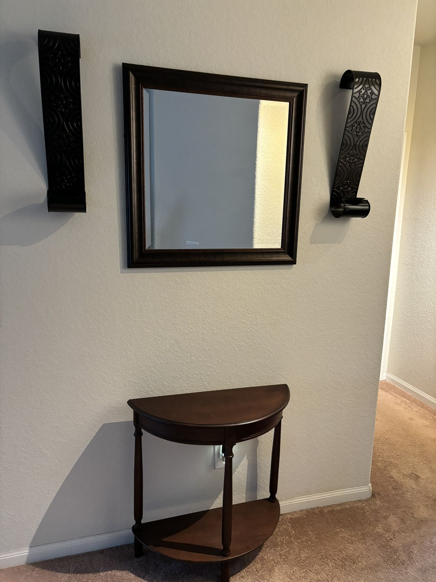 Wall table w/Mirror & Wall Sconces