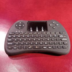 H9 MINI KEYBOARD WIRELESS. PRE-OWNED