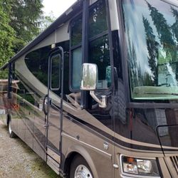 2014 Newmar Canyon Star 3610