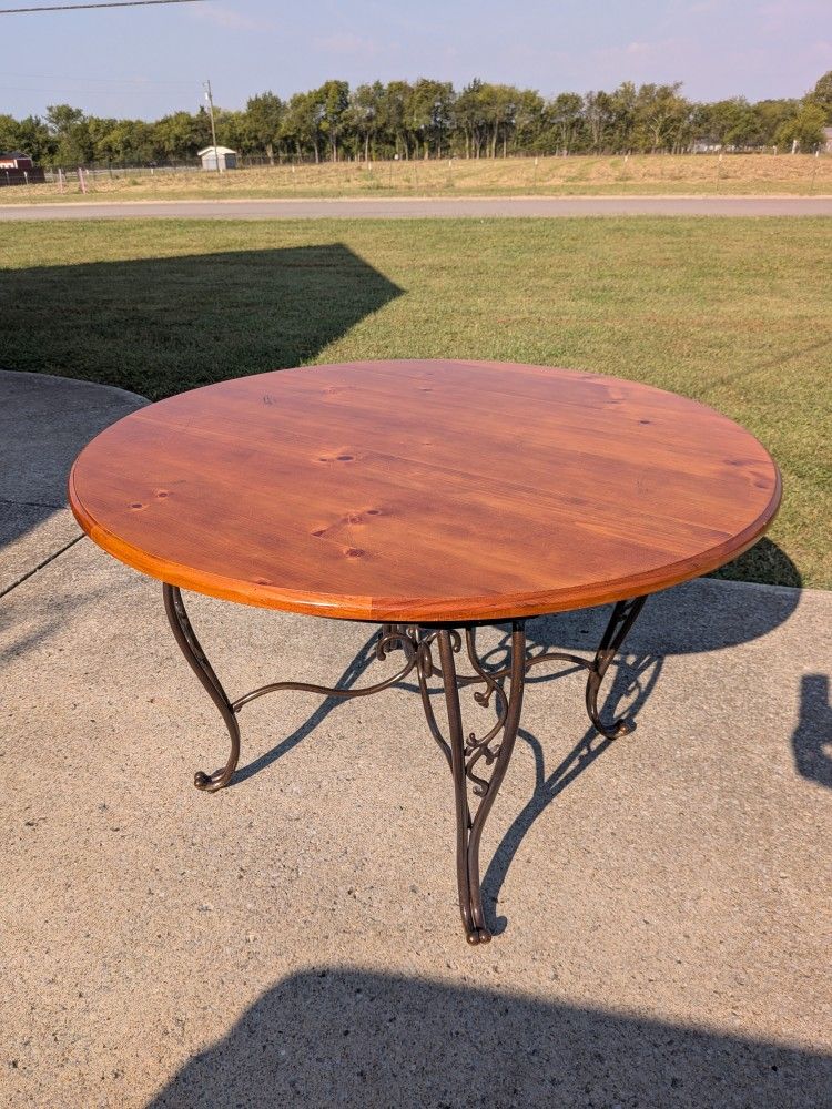 Solid Wood Round Dining Table with Iron base