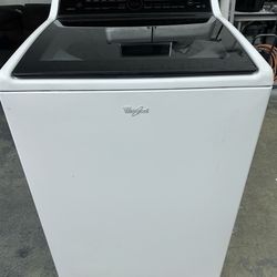 Washer Whirlpool 5.0 cf (FREE DELIVERY & INSTALLATION) 2 months Warranty
