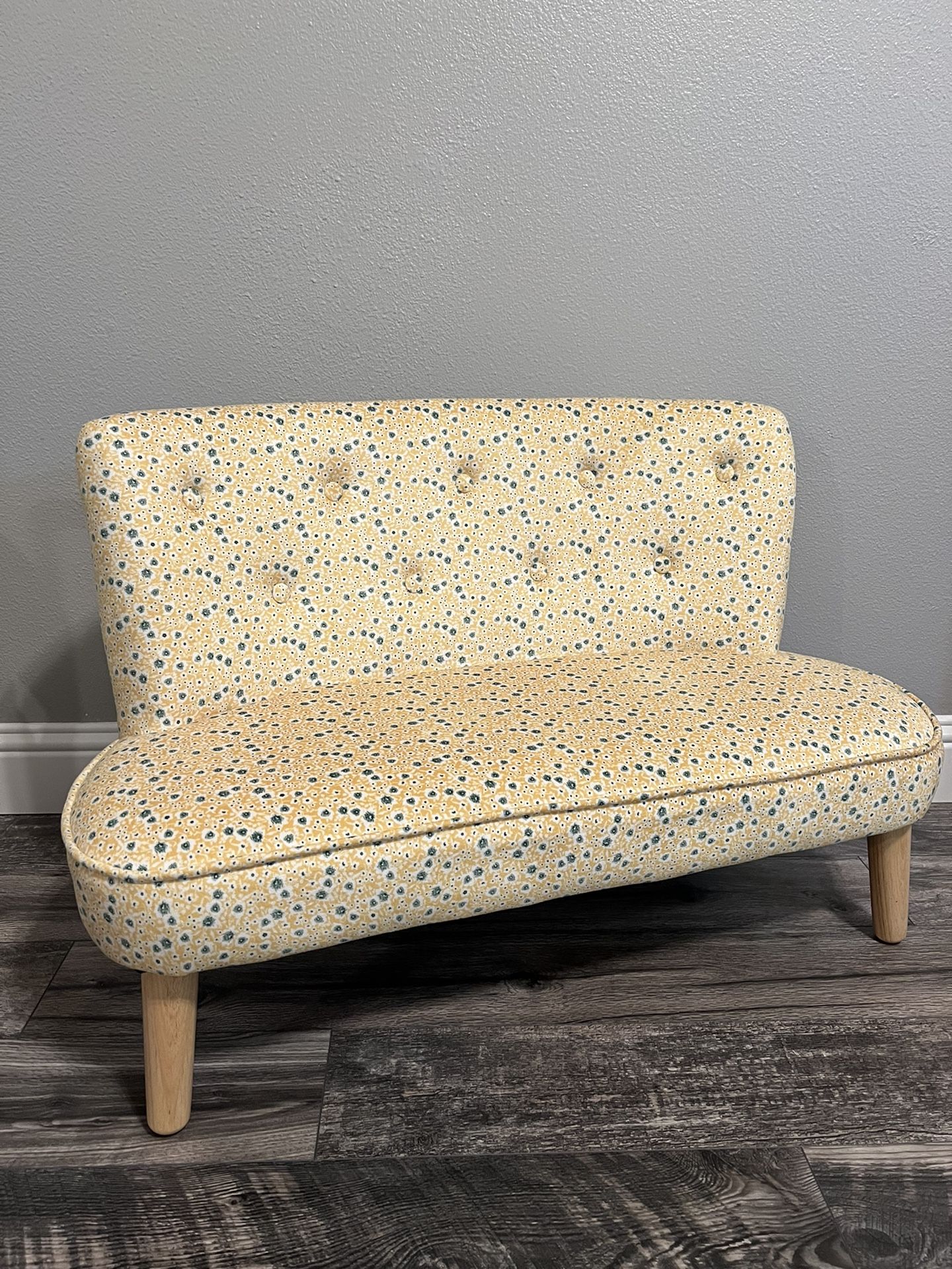 Kids Size Sofa Couch Yellow Floral New