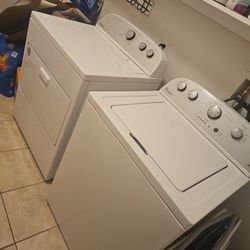 Whirlpool Washer And Dryer Set $700 OBO 