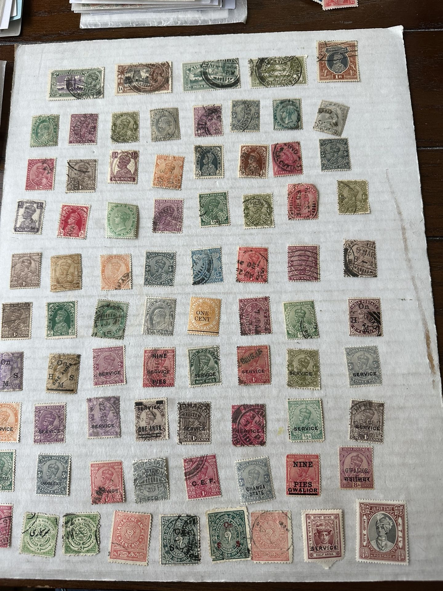 India Old Vintage Service And States Collection Of 75 Stamps 