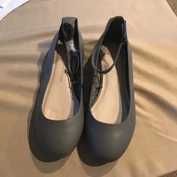 Gray Flat Shoes