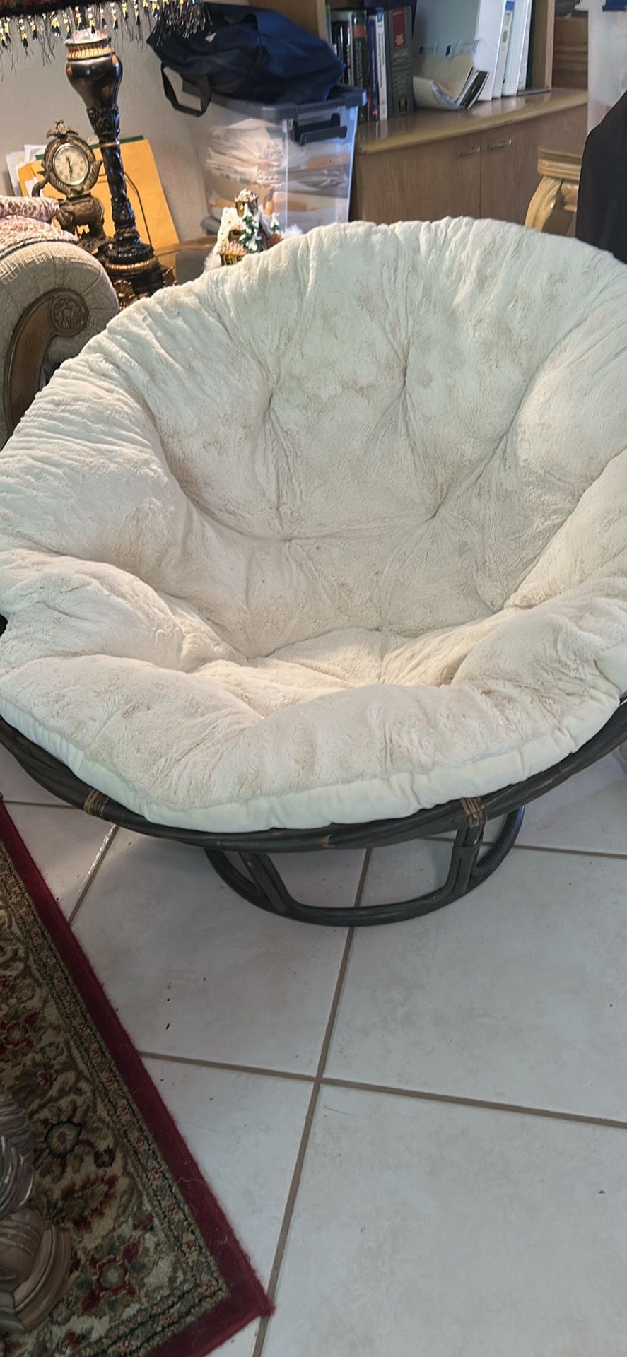 Papasan Chair And Cushion