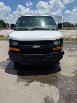 2013 Chevy 2500 express