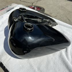 Harley Shovelhead 5.0 Gallon Gas Fuel tanks 