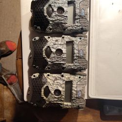 3 Wildgame Trail Cams/ SD CARD MOULTRIE VIEWER