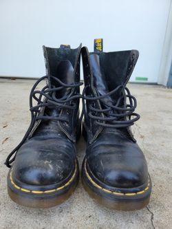 Dr. Martens Pascal Boots women's 6