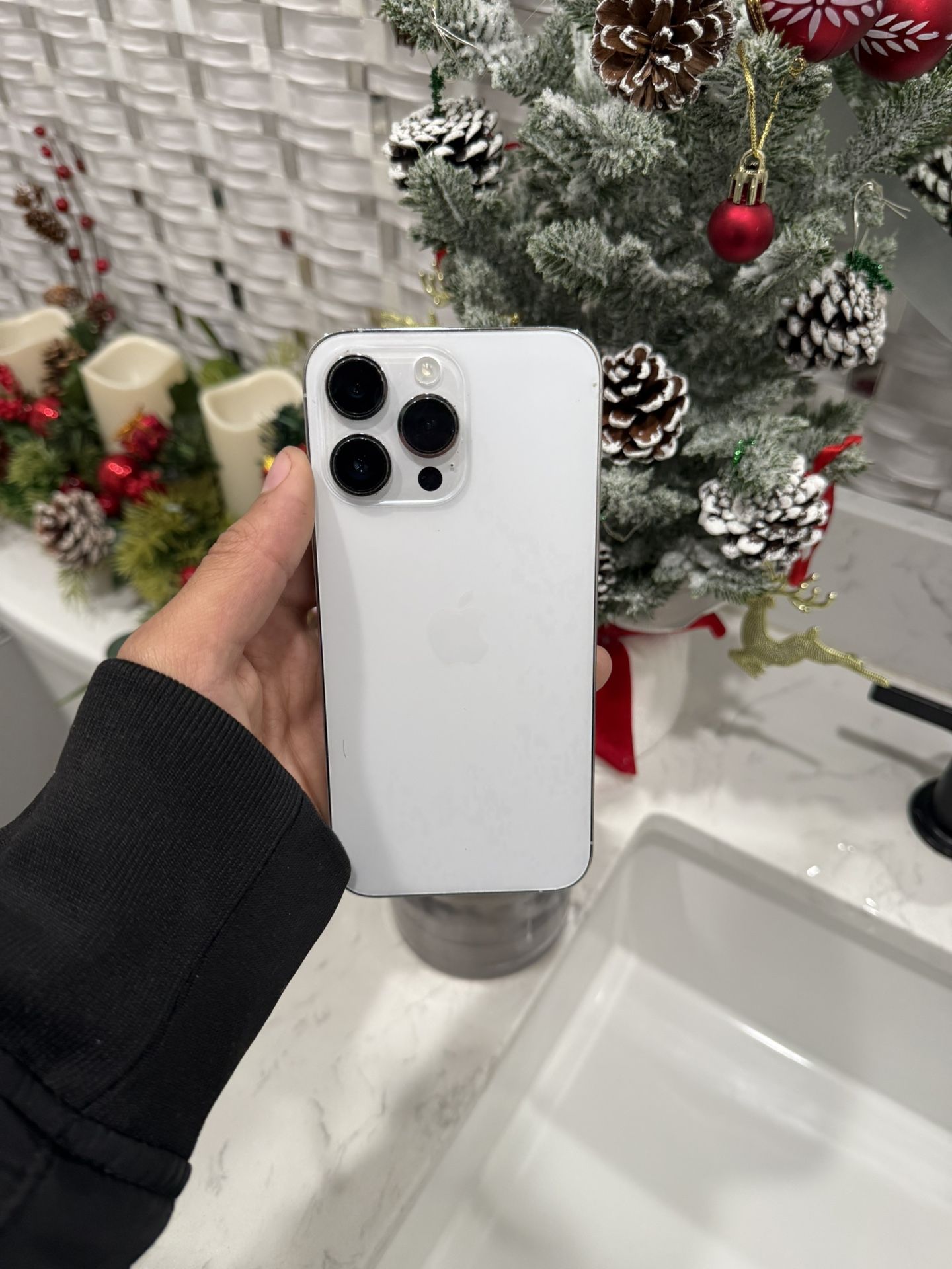 Unlocked iPhone 14 Pro Max