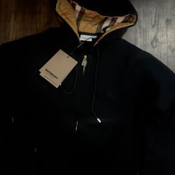 Burberry jacket size SMALL