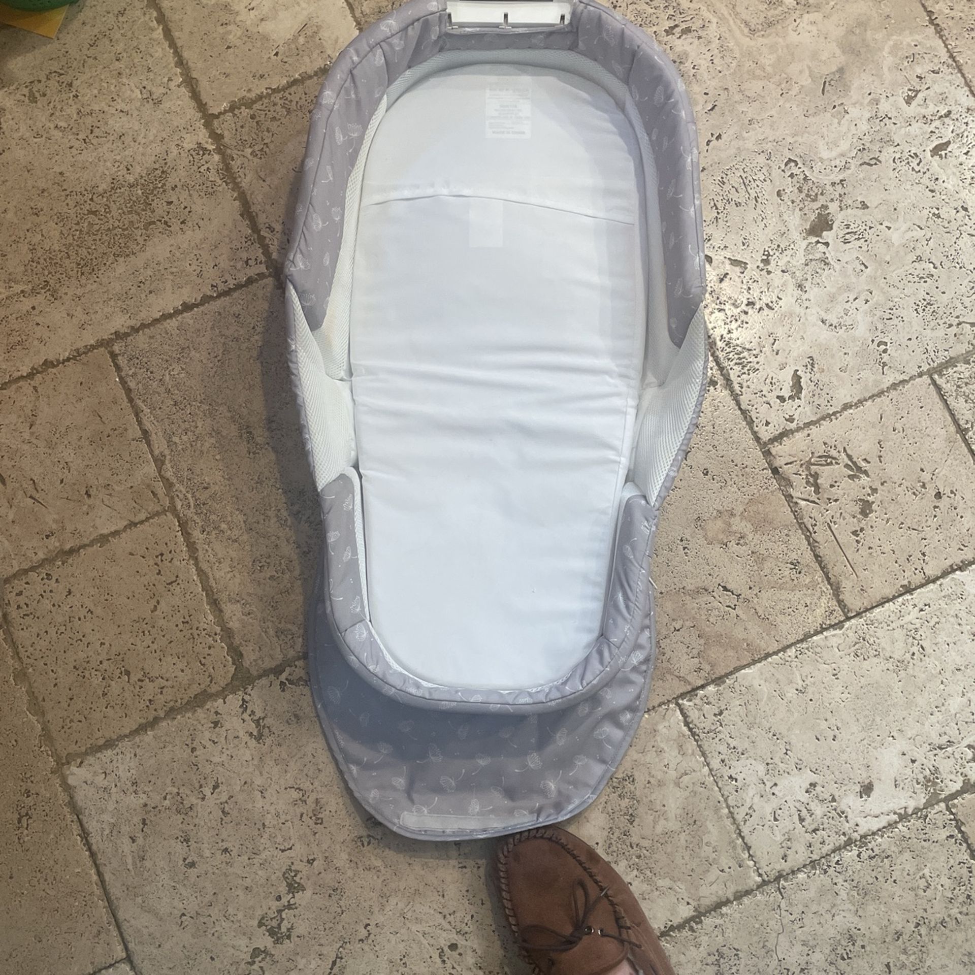 Travel Co sleep Bassinet