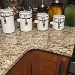 Canisters Set 
