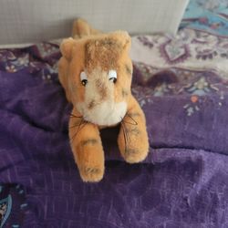 Collectable "Classic Pooh" TIGGER Plushie