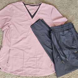 NEVER WORN IN THE MEDICAL FIELD 