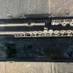 Yamaha YFL225 Flute