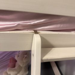 Twin Over Full Bunk Bed 