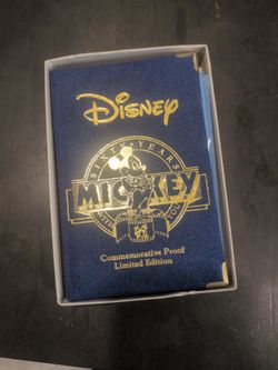 1988 Disney Mickey Commemorate Proof limited edition  99.9 silver